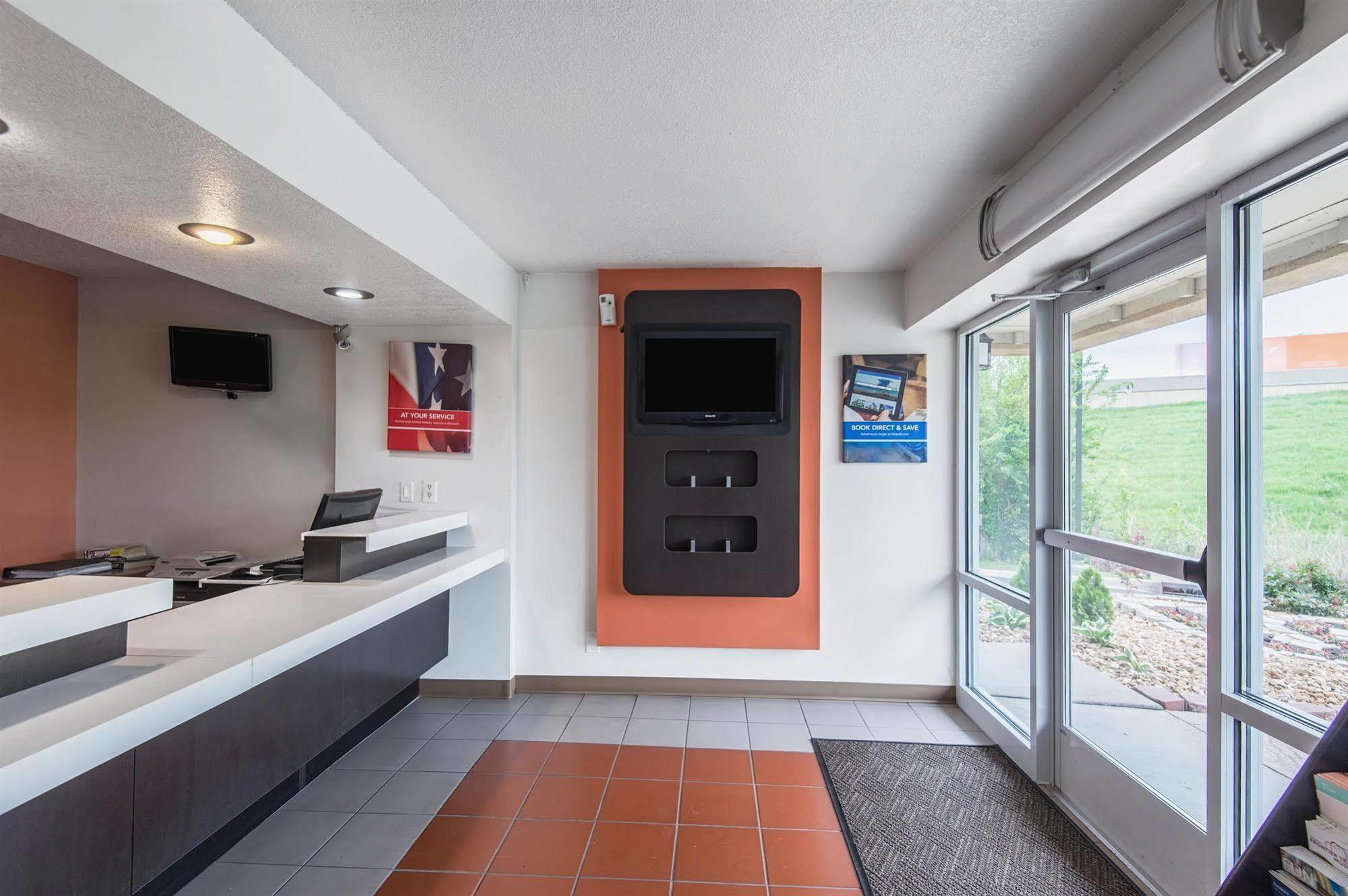 Motel 6-Overland Park, Ks Exterior photo