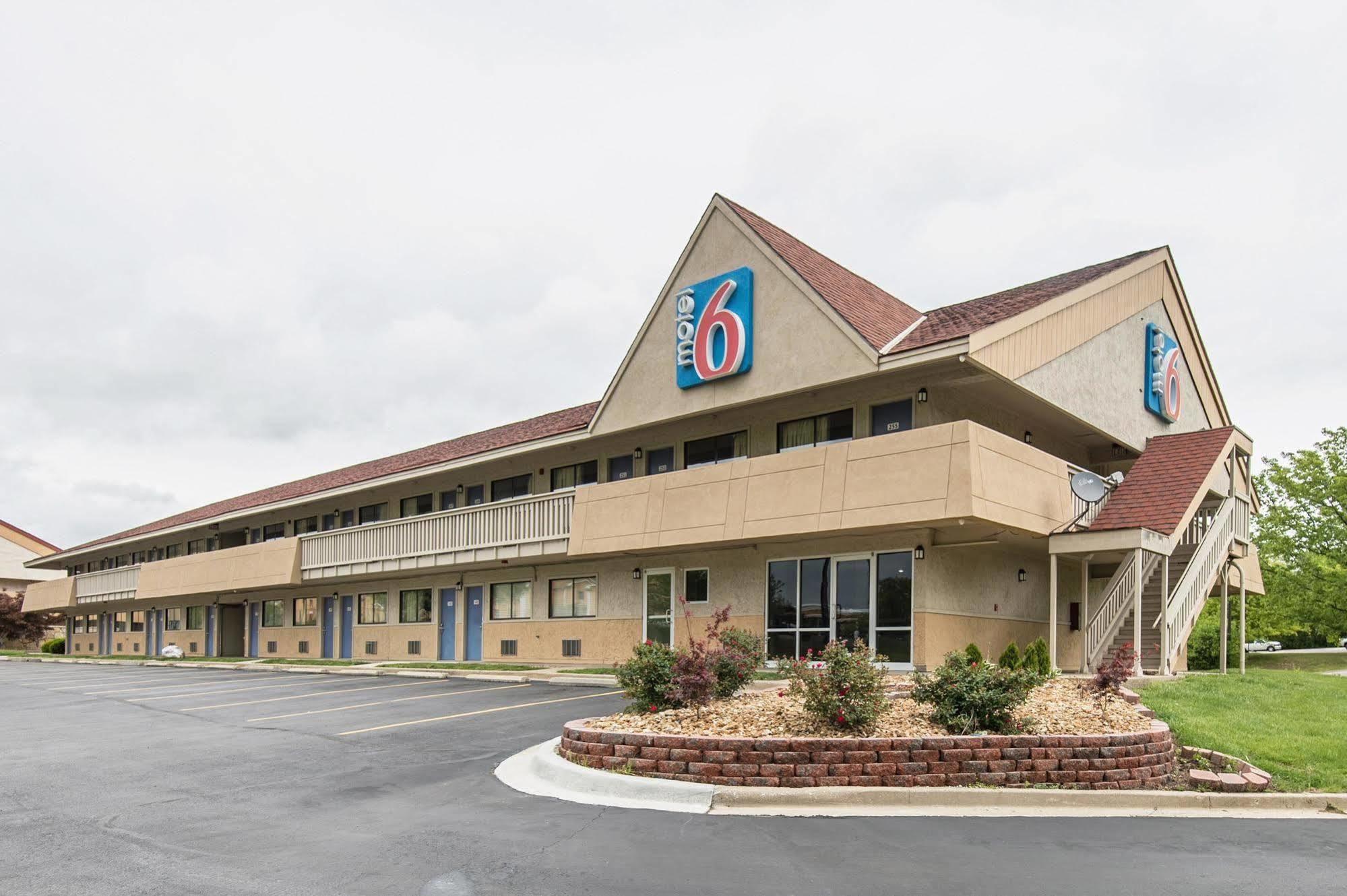 Motel 6-Overland Park, Ks Exterior photo